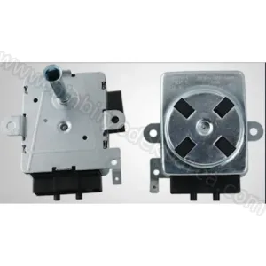 6W 230V Piliç Çevirme Motoru Metal Uçlu Tavuk Çevirme Motoru