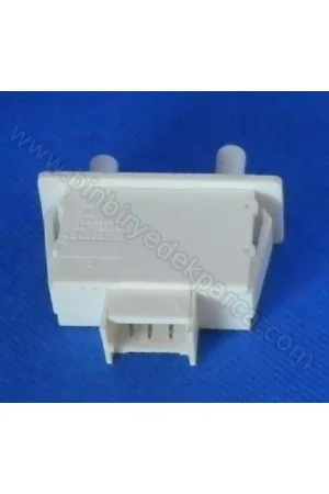 Buzdolabı Lamba Kapı Buton Anahtarı Şalter 3 Soket 4298530200