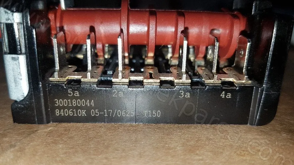 Fırın Çevirme Düğmesi Komütatör 300180044