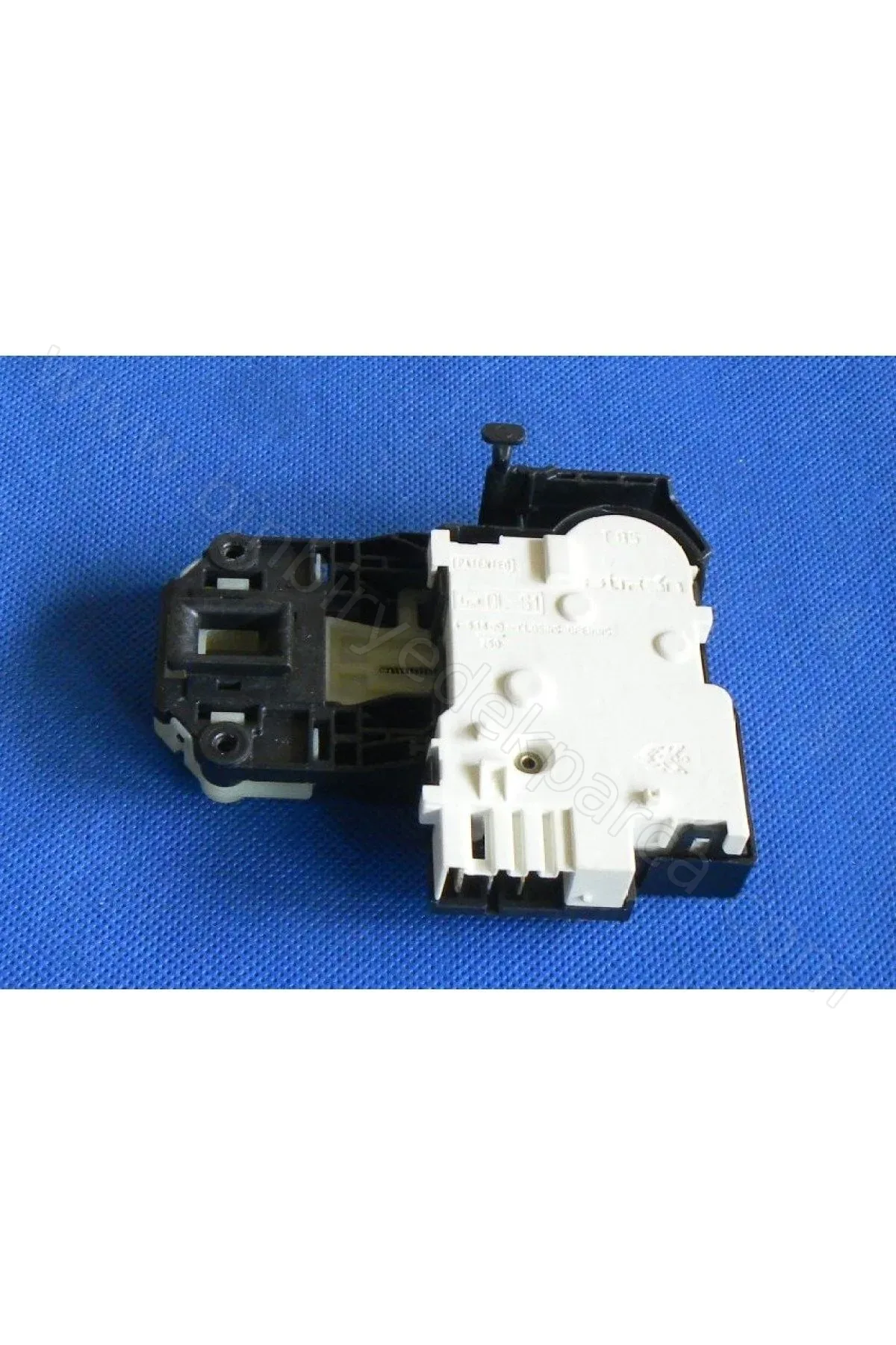 Çamaşır Makinesi Kapak Emniyet Anahtarı - C00254755