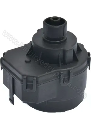 Kombi 3 Yollu Vana Motoru 220 V 7.5mm Yuvarlak Siyah İğne soketli
